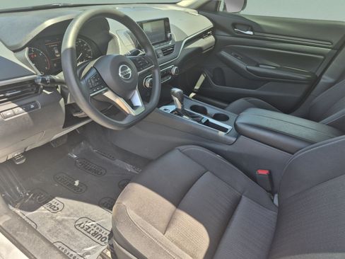 Certified 2022 Nissan Altima 2.5 S FWD image 18