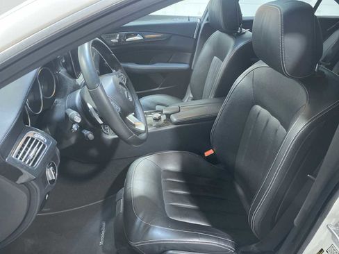 Used 2015 Mercedes-Benz CLS 550 4MATIC image 2
