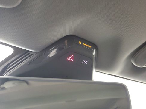 Used 2025 Lucid Air Pure RWD image 33