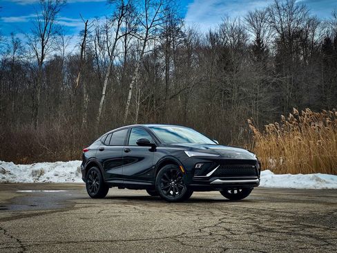 New 2026 Buick Envista Sport Touring w/ Convenience I Package image 2