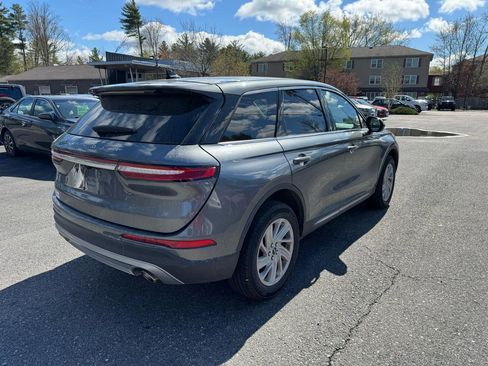 Used 2024 Lincoln Corsair AWD w/ Rear Removable Package Tray image 5