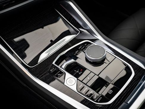 New 2026 BMW X6 xDrive40i image 31