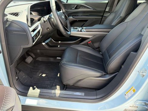 Certified 2024 Cadillac Lyriq Luxury w/ LPO, Floor Liner Package RWD image 4