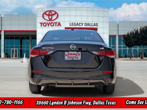 Used 2024 Nissan Sentra SV FWD image 7
