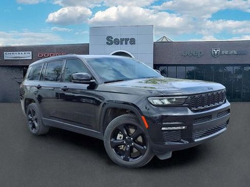 Used 2024 Jeep Grand Cherokee L Limited w/ Black Appearance Package AWD/4WD image 1