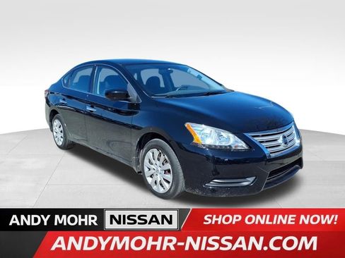 Used 2015 Nissan Sentra S image 1