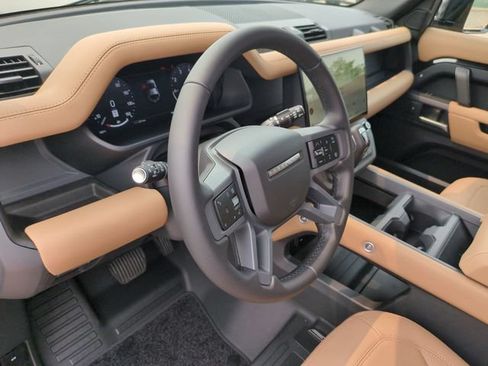 New 2026 Land Rover Defender 110 S AWD/4WD image 7