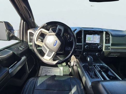 Used 2017 Ford F150 Lariat w/ Equipment Group 502A Luxury image 10