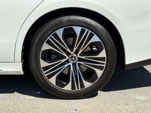 Used 2025 Mercedes-Benz E 350 4MATIC Sedan image 20