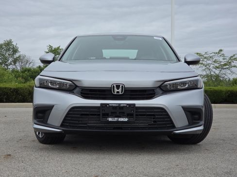 Used 2023 Honda Civic EX image 11