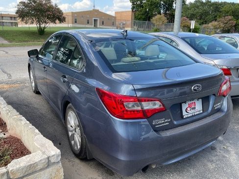 Used 2017 Subaru Legacy 2.5i Premium w/ Moonroof Package AWD/4WD image 6