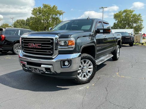 Used 2017 GMC Sierra 2500 SLT AWD/4WD image 8
