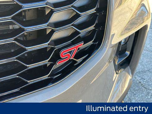 New 2026 Ford Explorer ST image 15