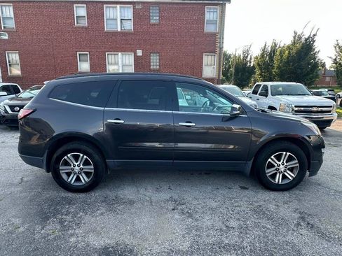 Used 2016 Chevrolet Traverse LT AWD/4WD image 6