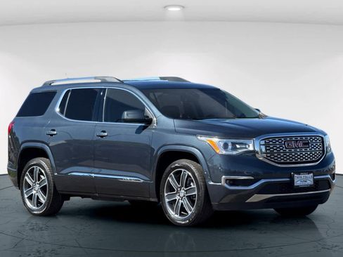 Used 2019 GMC Acadia Denali w/ Technology Package image 5