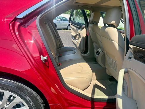 Used 2010 Cadillac CTS Premium RWD image 23