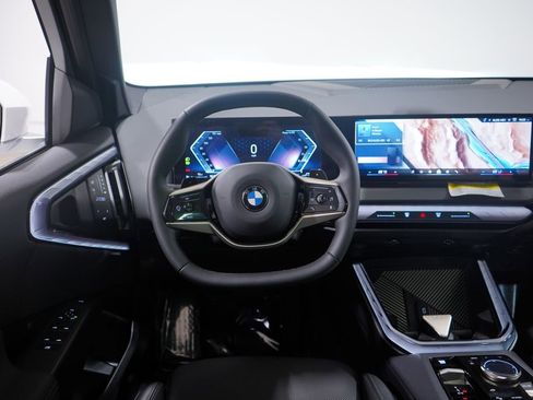 Used 2025 BMW X3 xDrive30i w/ Convenience Package image 11