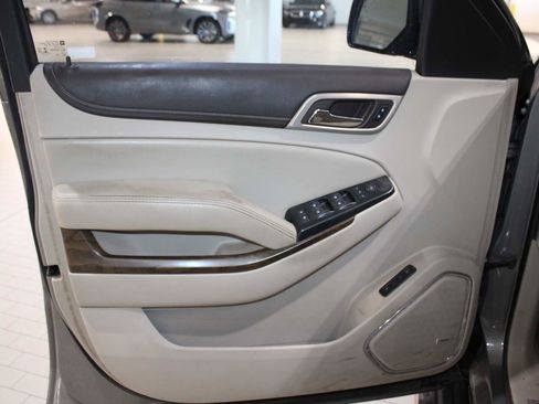 Used 2019 GMC Yukon Denali w/ Denali Ultimate Package image 8