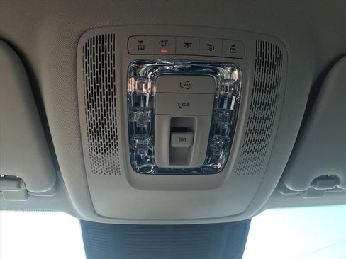 New 2026 Mercedes-Benz GLS 450 4MATIC image 25