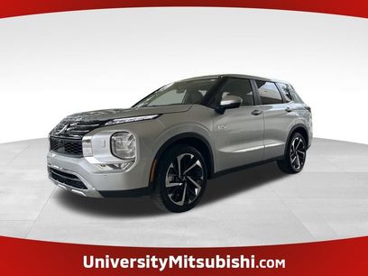 New 2025 Mitsubishi Outlander SE