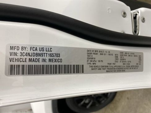 New 2026 Jeep Compass Latitude w/ Sun and Sound Group image 40