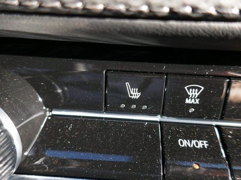 New 2026 Chevrolet Equinox LT w/ Midnight Edition image 17