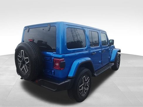 New 2026 Jeep Wrangler Unlimited Sahara AWD/4WD image 20