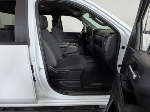 Used 2021 Chevrolet Silverado 2500 Custom w/ Custom Value Package AWD/4WD image 6