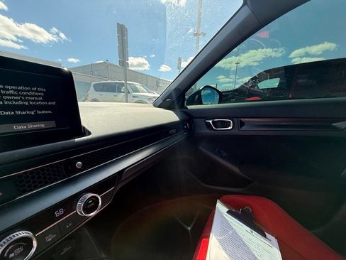 Used 2023 Honda Civic Type R image 23