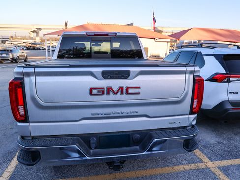 Used 2019 GMC Sierra 1500 SLT image 11