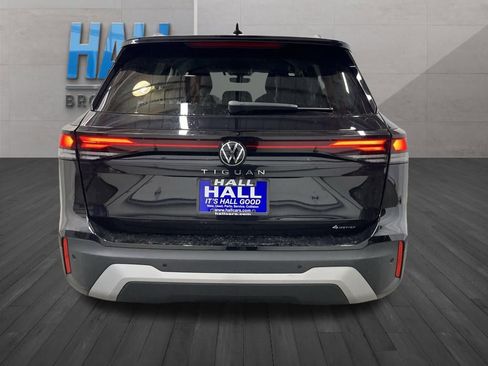 New 2026 Volkswagen Tiguan S image 4