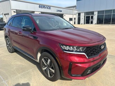 Used 2021 Kia Sorento EX FWD image 2