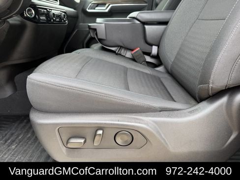Used 2025 Chevrolet Silverado 1500 LT AWD/4WD image 34