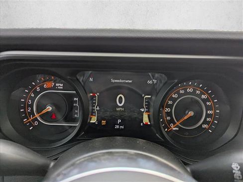 New 2026 Jeep Wrangler Unlimited Sahara AWD/4WD image 16