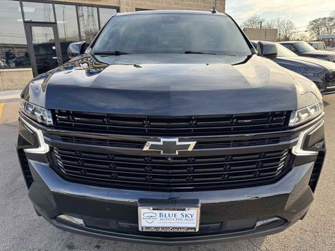 Used 2023 Chevrolet Suburban RST w/ Luxury Package image 2