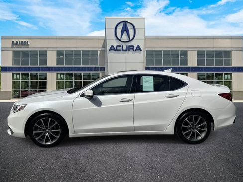 Used 2020 Acura TLX V6 FWD image 2
