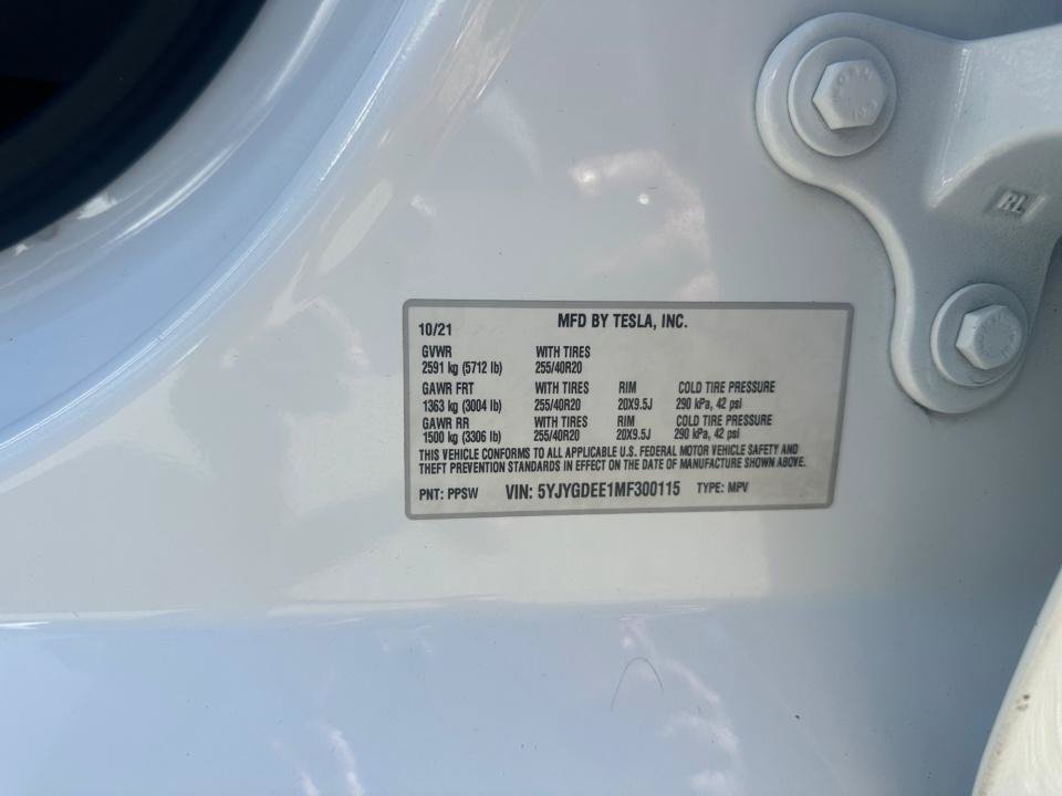 Used 2021 Tesla Model Y Long Range AWD/4WD image 39