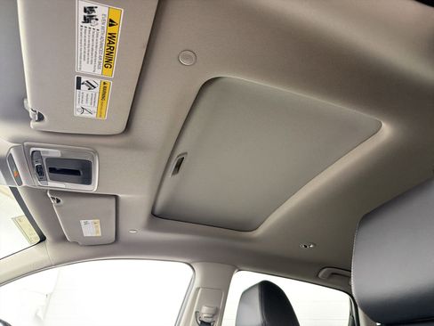 New 2026 Honda HR-V EX-L image 15