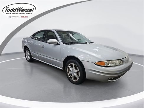 Used 2001 Oldsmobile Alero GL w/ Special Edition Pkg image 1