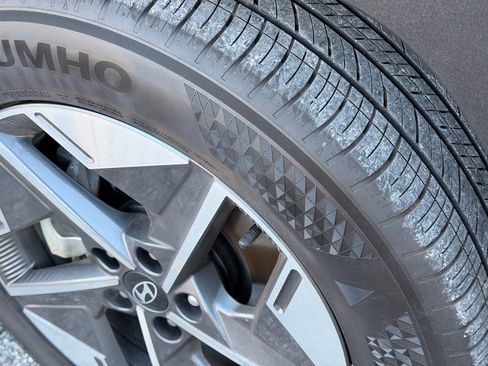 New 2025 Hyundai Tucson SEL image 9