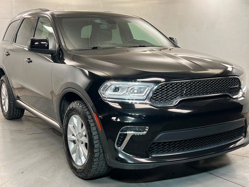 Used 2021 Dodge Durango SXT AWD/4WD image 7