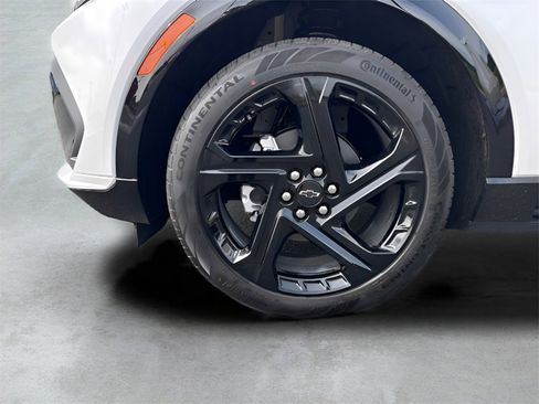 New 2025 Chevrolet Equinox EV RS image 40