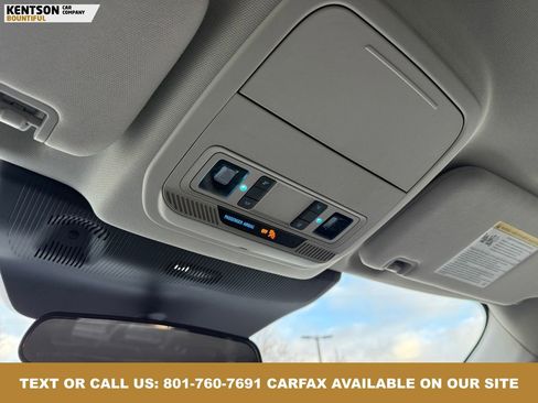 Used 2025 Ford Explorer Active image 22