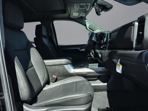New 2026 Chevrolet Silverado 3500 LTZ w/ LTZ Convenience Package AWD/4WD image 37