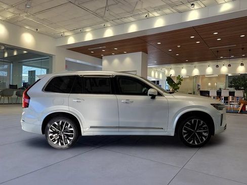 New 2026 Volvo XC90 B6 Ultra w/ Protection Package AWD/4WD image 5