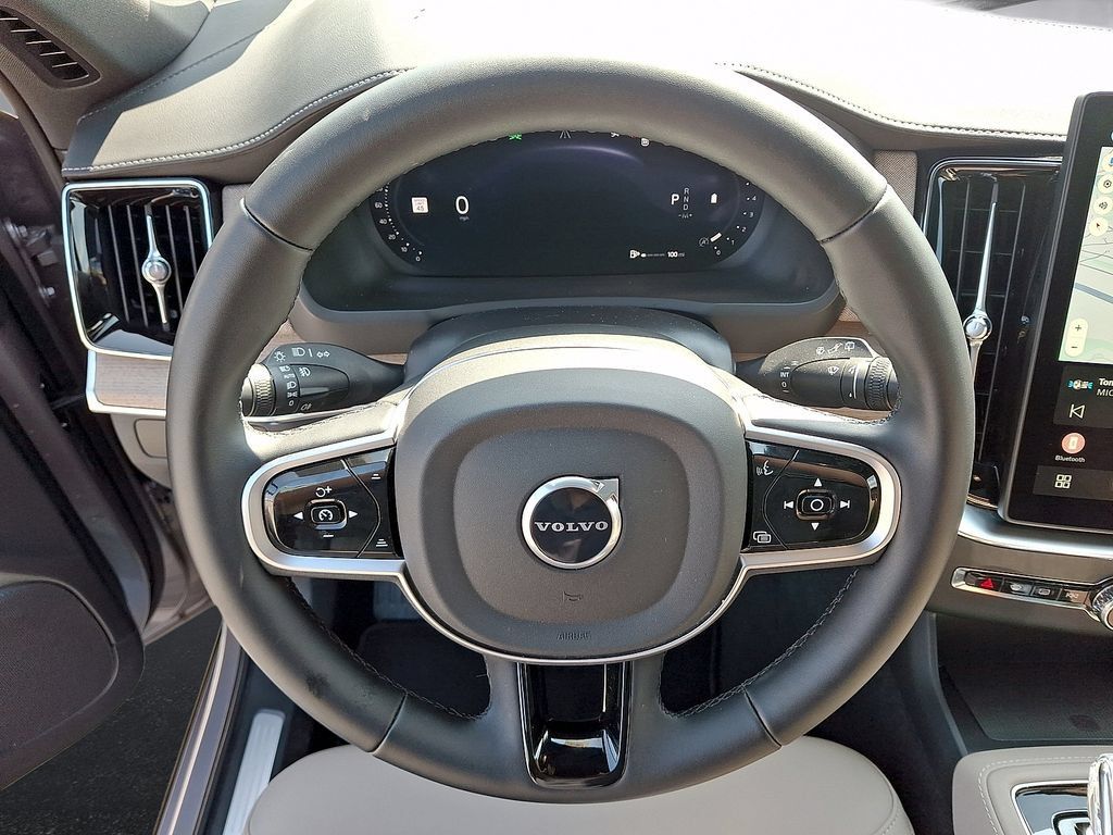 Certified 2026 Volvo XC90 B6 Plus AWD/4WD image 22