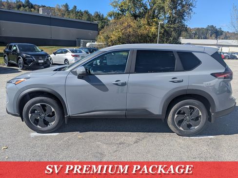 New 2026 Nissan Rogue SV image 4