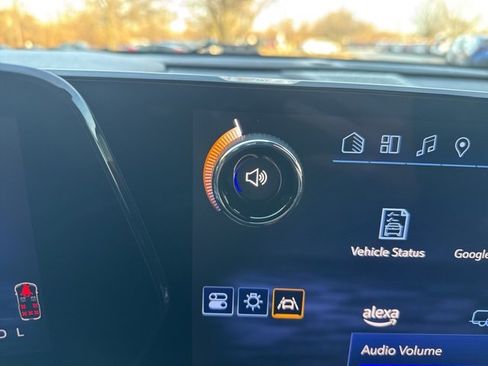 Used 2024 Chevrolet Traverse RS w/ LPO, Floor Liner Package image 26