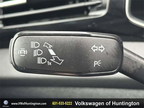 Certified 2025 Volkswagen Jetta Sport image 37