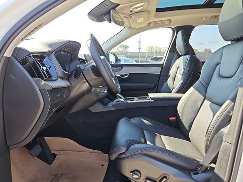 New 2026 Volvo XC90 B6 Ultra w/ Protection Package Premier AWD/4WD image 10